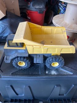 Toy Tonka Yellow Pressed Steel Dump Truck