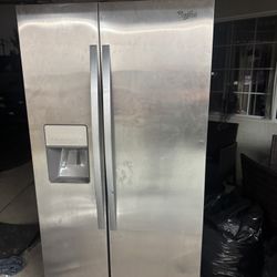 Whirlpool Refrigerator 