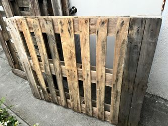 Pallets Free