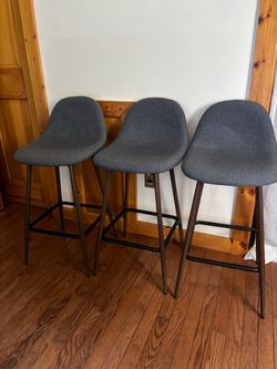 3 bar stool