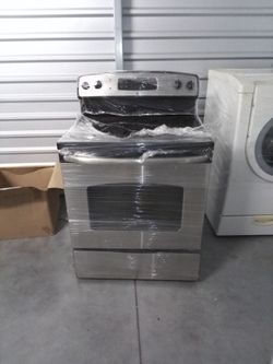GE Stainless Steel Electric Range Stove