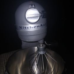 Kitchen aid mixer