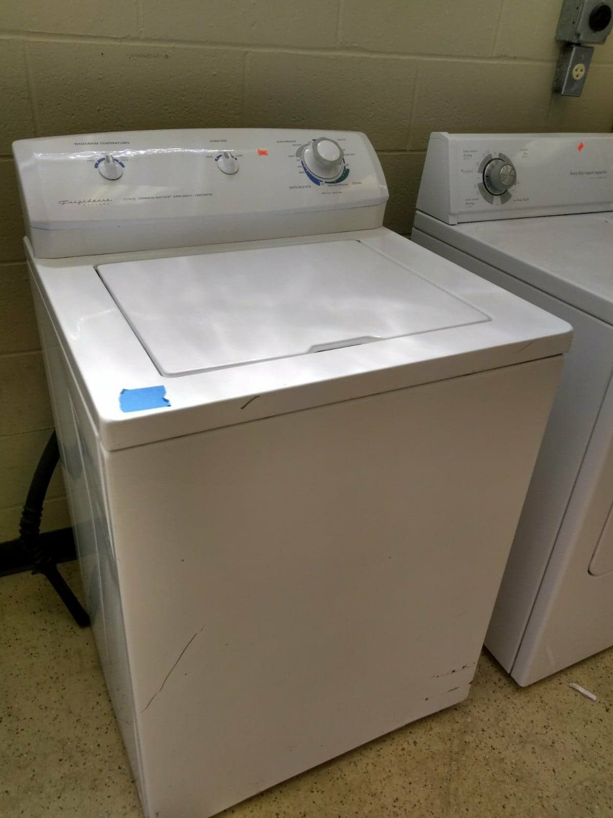 Nice frigidaire washing machine with warranty. $10 take home layaway. Ulohos ALL4-U 2940 N Keystone Mon-Sat 10-6