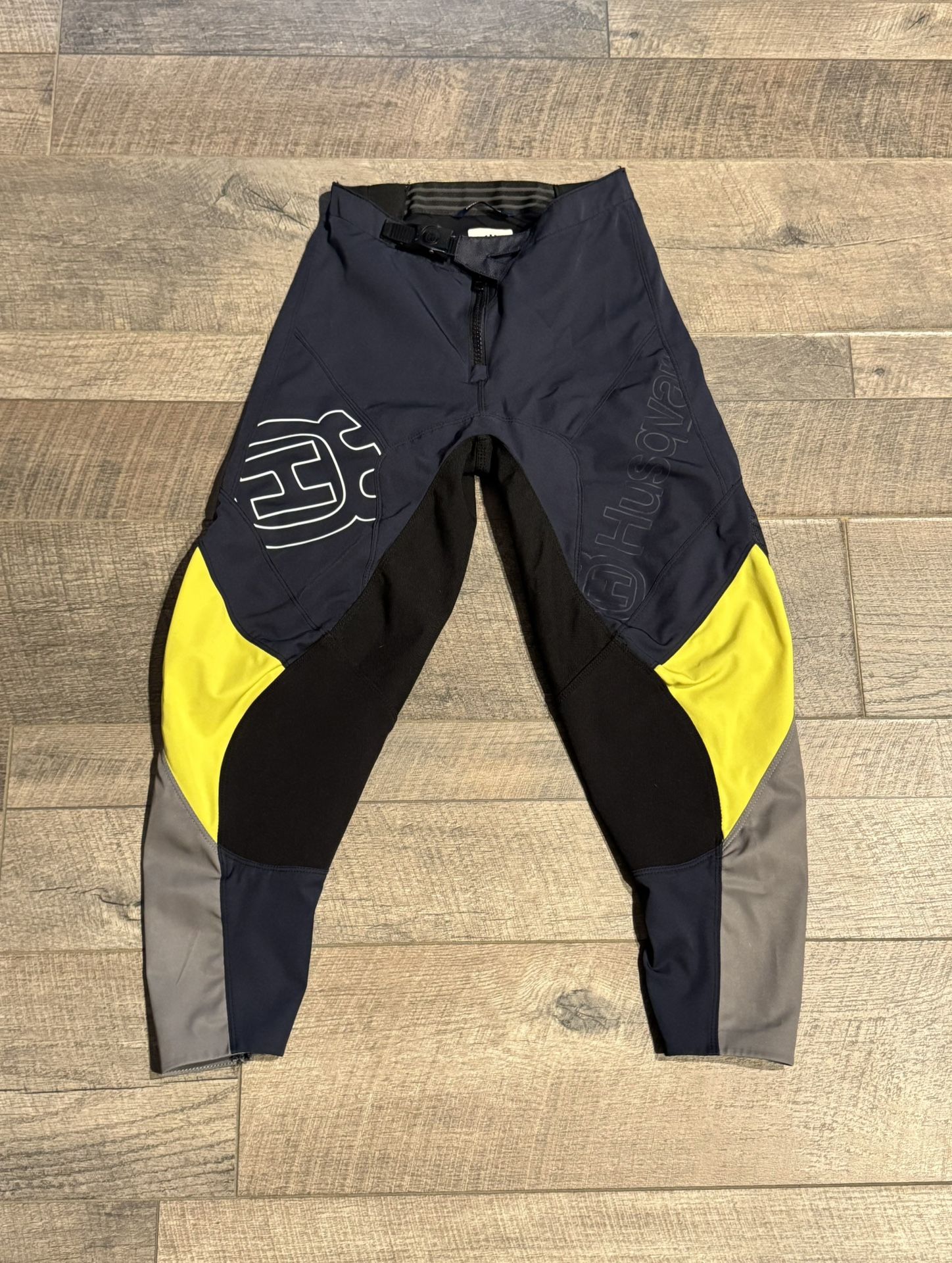 NWOT!! Husqvarna Youth “Railed” Motorcross Riding Pants. Size 26.