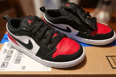 Nike Jordan 1s
