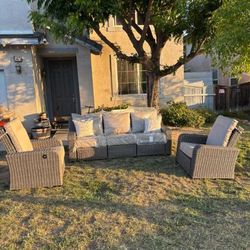Sunbrella Fabric Patio Set High Quality Costco Quality Patio Recliners Outdoor Recliners Brand New Top Quality Patio Furniture Set High Quality 🆕🆕🚚