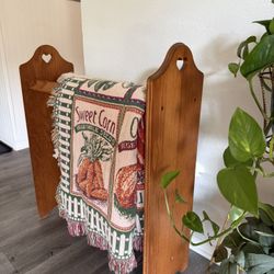 Vintage Wooden Quilt/Blanket Rack