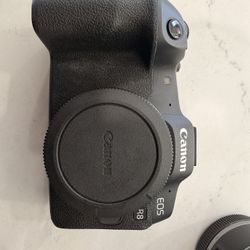Canon EOS R8 Body w/ 50 mm lens 