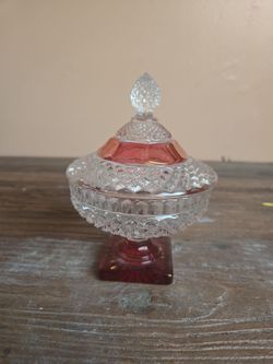 This item is a vintage Westmoreland Glass English Hobnail covered candy dish