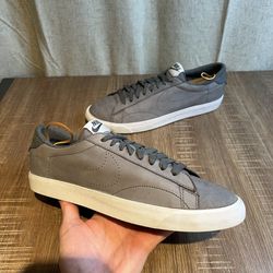 Nike Tennis Classic AC Men’s Shoes Size 10 Premium Shoes Sneakers