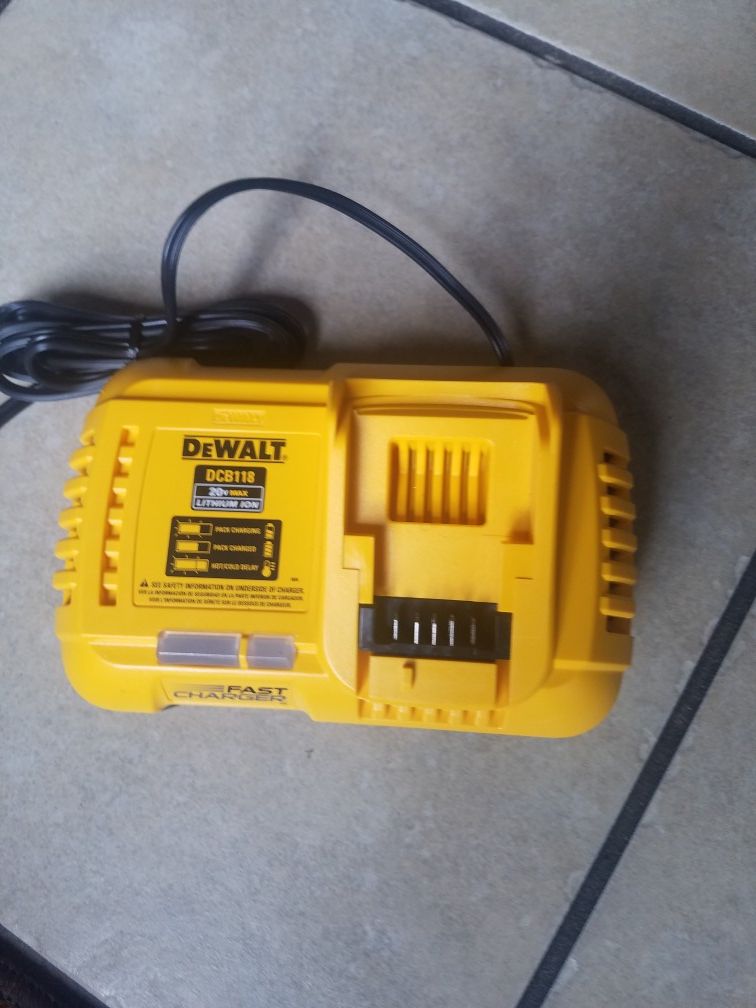 Dewalt fast charger 20v