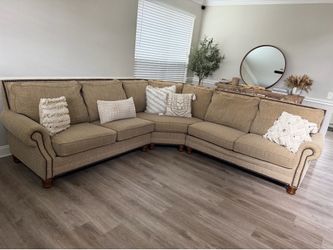 Beautiful beige sectional sofa set