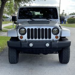 2012 JEEP WRANGLER UNLIMITED SAHARA ARTIC EDITION 