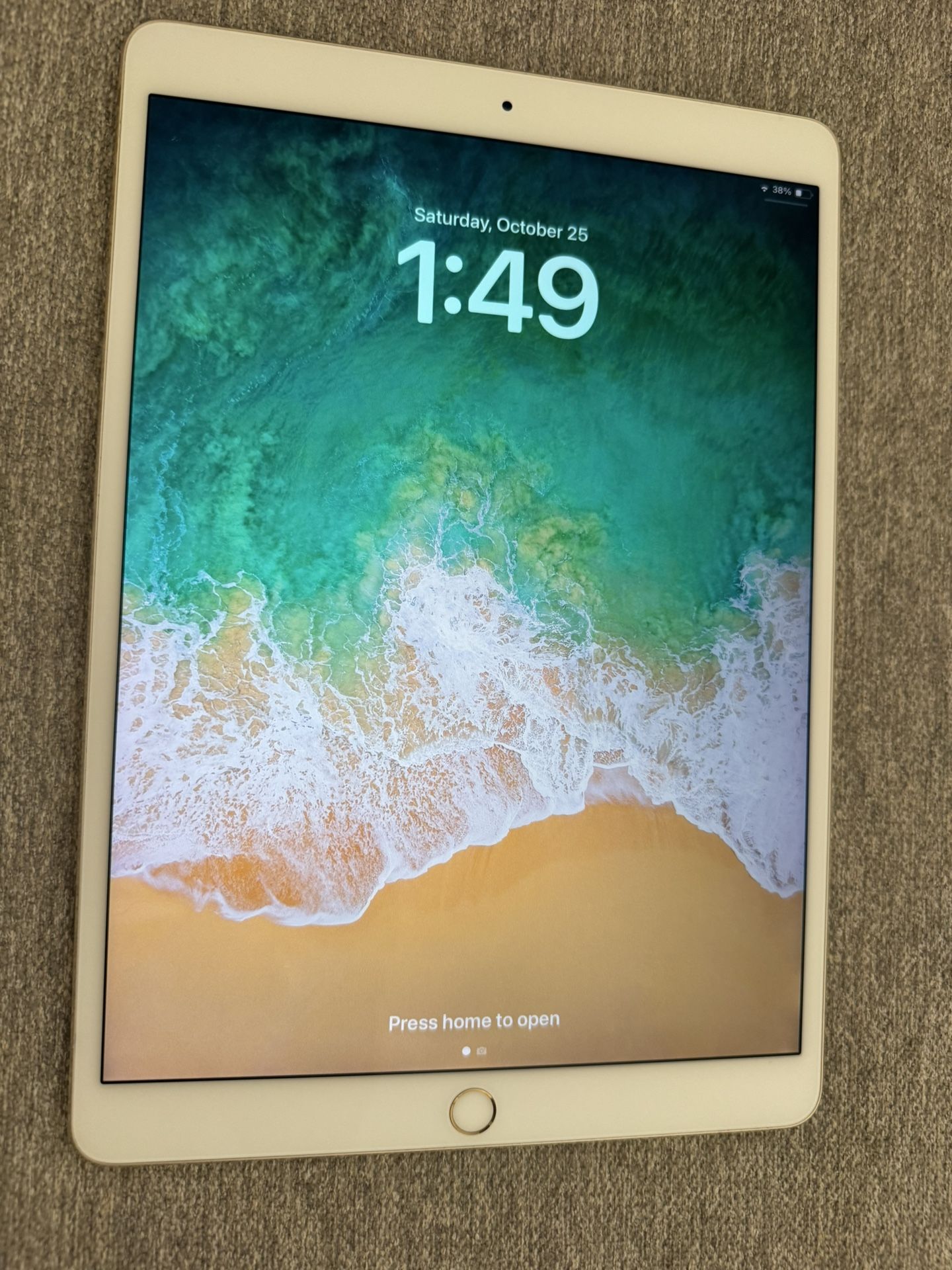 iPad Pro 1st Gen. 10.5”