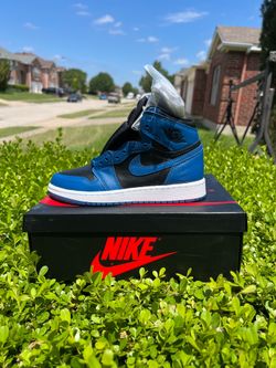 Jordan 1 dark marina size 3.5