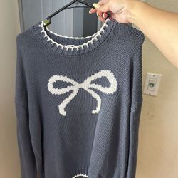 Bow Sweater