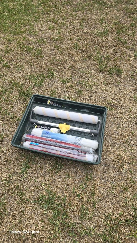 Paint Supplies 18 Inches