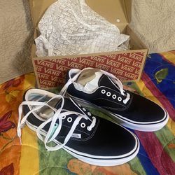 Vans Comfycush Shoes (never used)