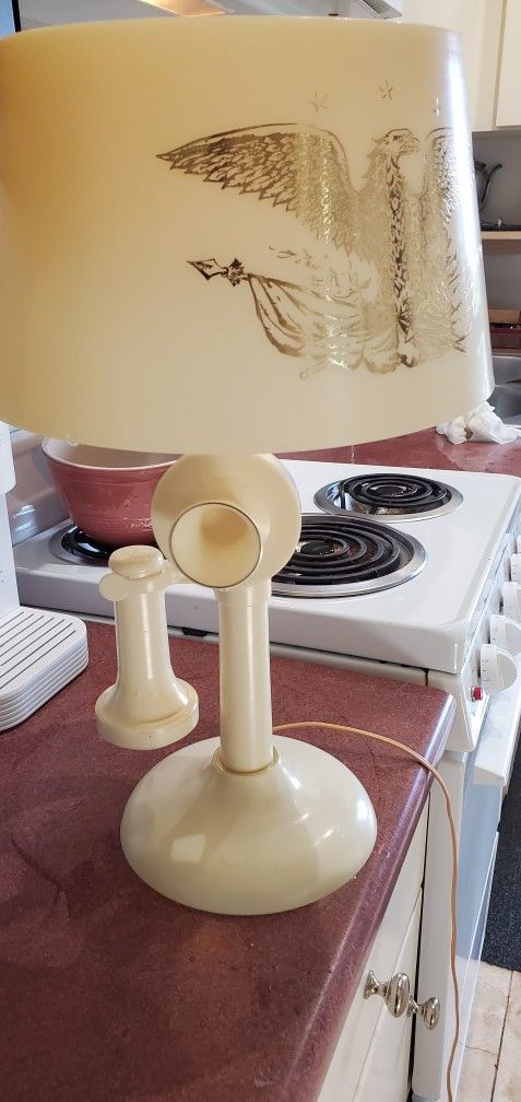 Vintage Eagle Telephone Lamp