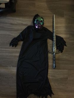 Scary kid costume size 8-12