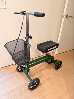 Knee scooter / knee&rover