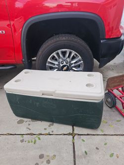 Coleman Xtreme Large Cooler big size i think is 70 quality
