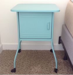 2 designer night stands