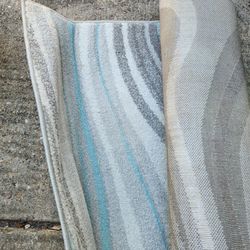 Area rug