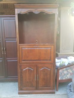 entertainment center/ armoire