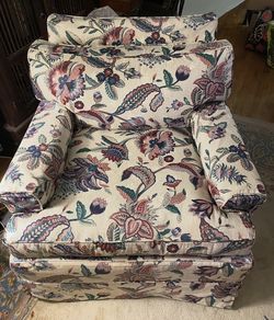 Slipcovered Chair, BEST OFFER 