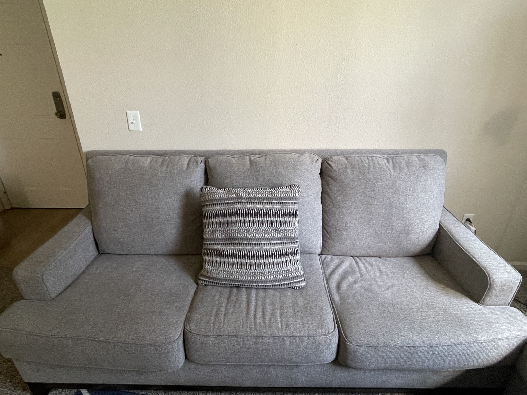 3 + 2 Sofa Set With Pillows(5)