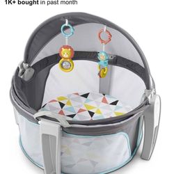 Fisher-Price Portable Bassinet On-The-Go Baby Dome, Travel Play Space with Developmental Newborn Toys & Canopy, Windmill