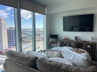Couch with pull out bed