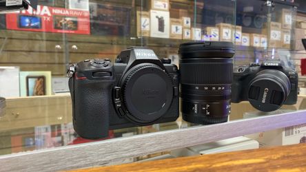 Nikon Z6III with 24-70mm f4   Open box