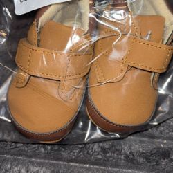 Baby shoes