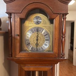 Grandfather Clock 
