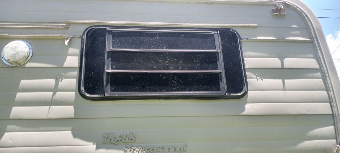 Camper Windows/ Rv Windows/ 5th Wheel Windows