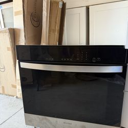 Whirlpool Built In Electric Single And Double Oven