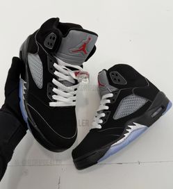 Air Jordan 5 Metallic Black Reimagined