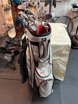 Nike Golf Bag with Full Set of Clubs
