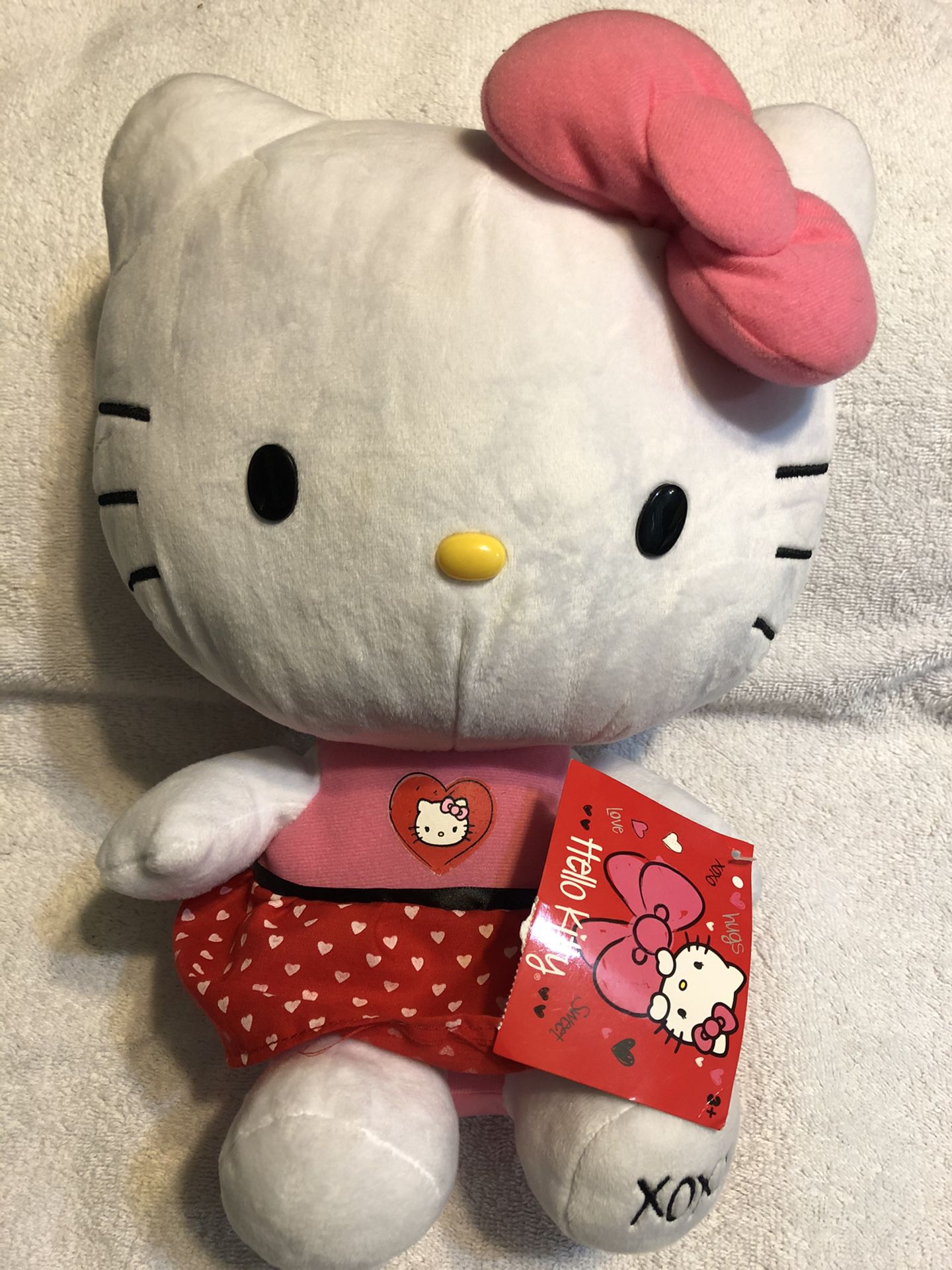 Hello Kitty plushy