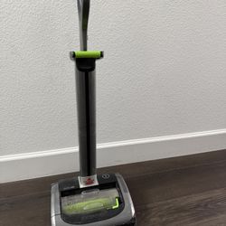 Biased AirRam Vacuum