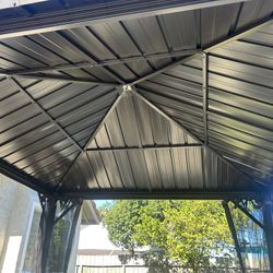 Gazebo 10x10 New In The Box 