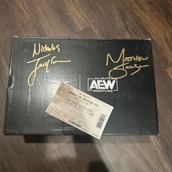 Autographed Sz 7.5 The Young Bucks x Reebok AEW Pump Omni Zone 2 Superkicks w/box