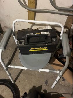 Brand  new battery for a 2006 Mercedes R350