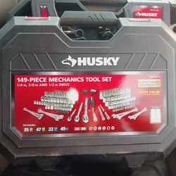 149 Piece Mechanic Tool Set