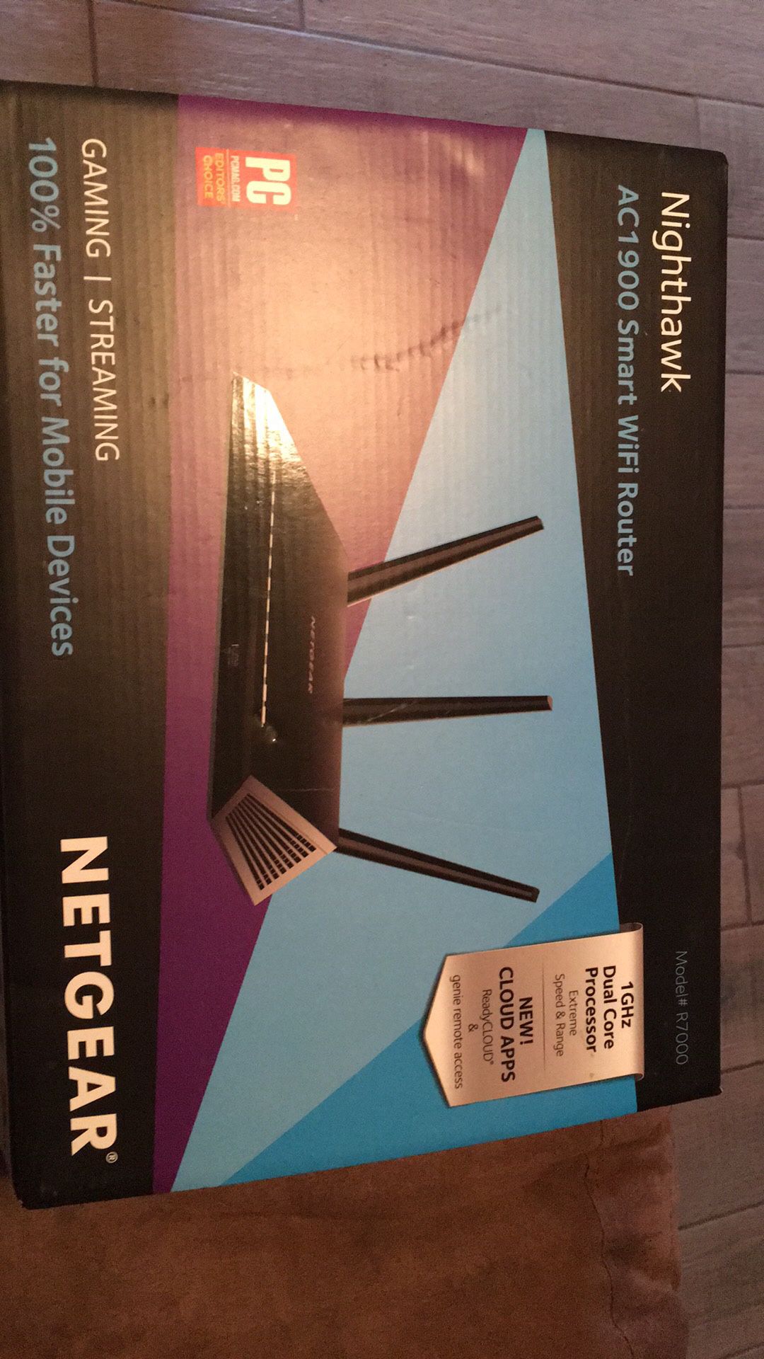 Netgear Nighthawk AC1900 smart WiFi router