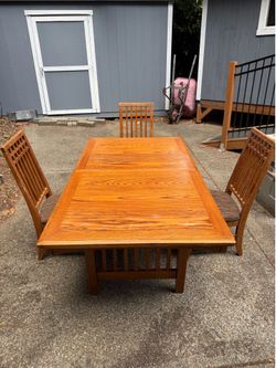 Solid Red Oak Dining Table with Three chairs