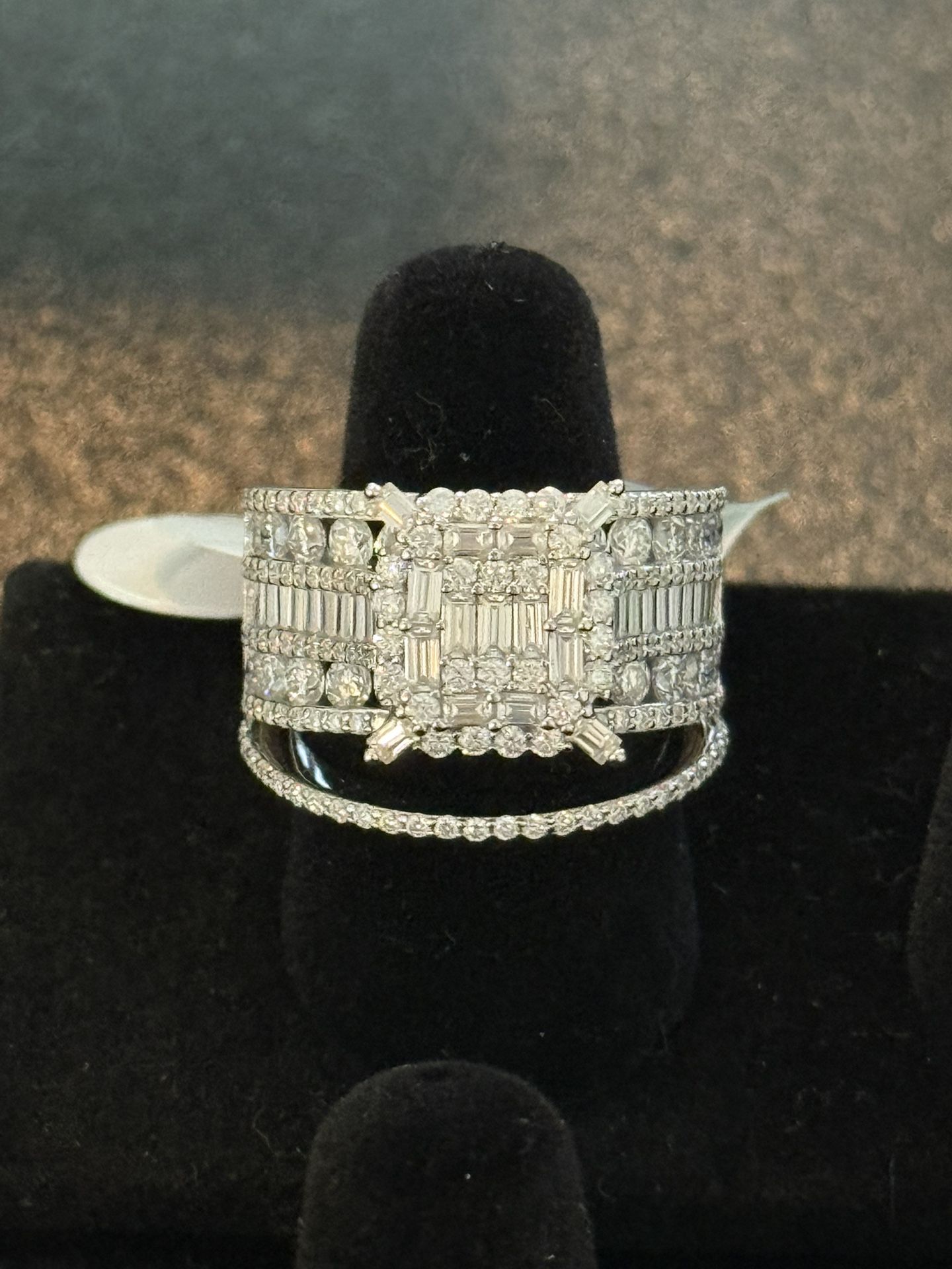 π 7.26CT Moissanite Ring β Size 8