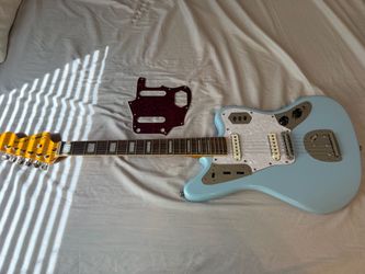 Squier Jaguar Classic Vibe 70’s Guitar